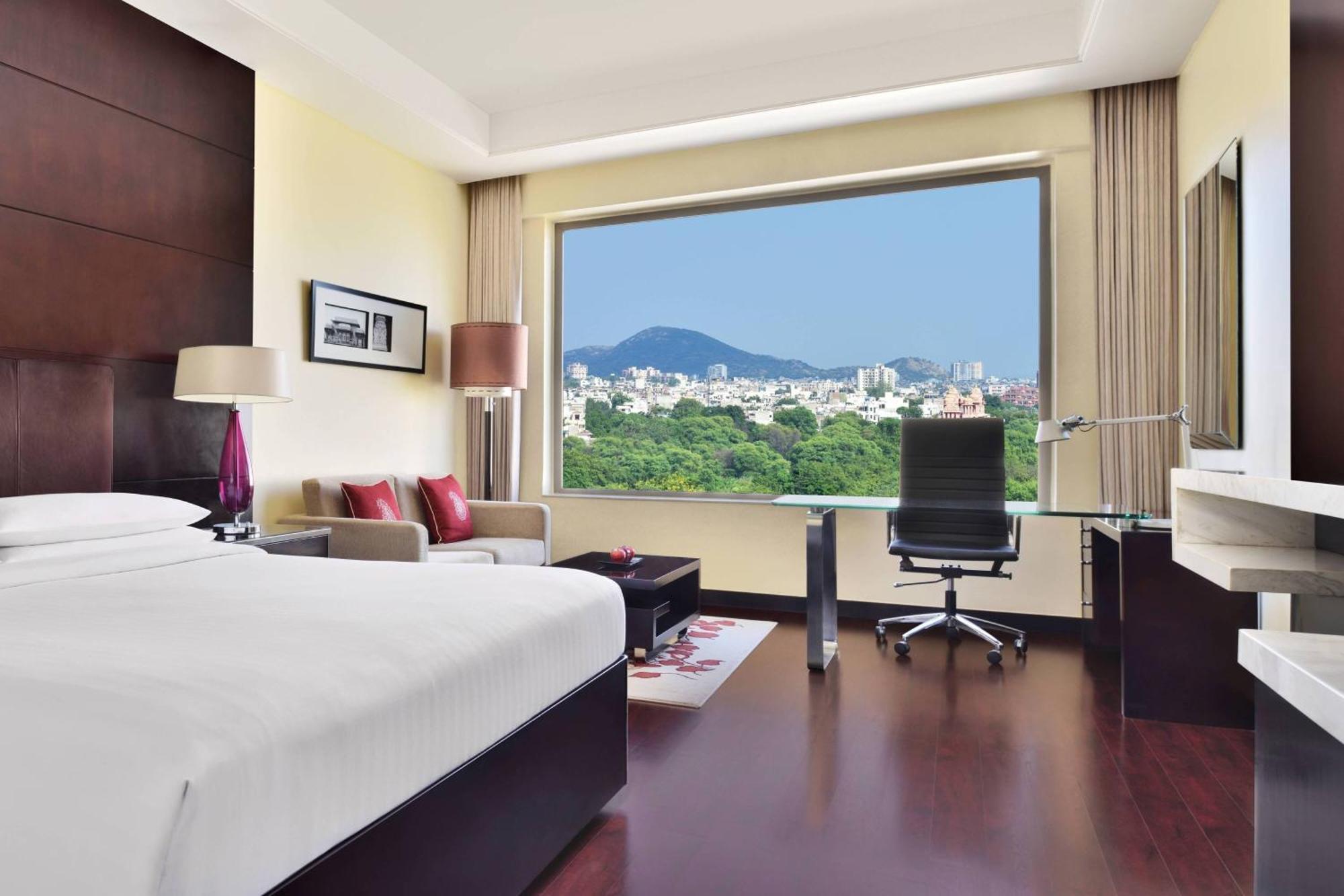 Jaipur Marriott Hotel Zewnętrze zdjęcie